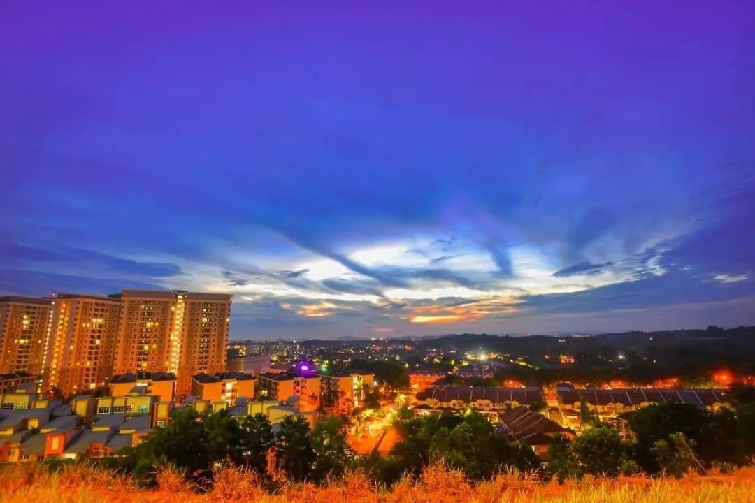Apartment Walid Guesthouse, Cozy Hill View Ayer Keroh