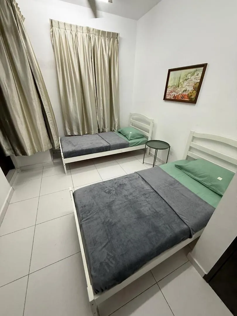 Walid Guesthouse, Cozy Hill View Ayer Keroh Apartment