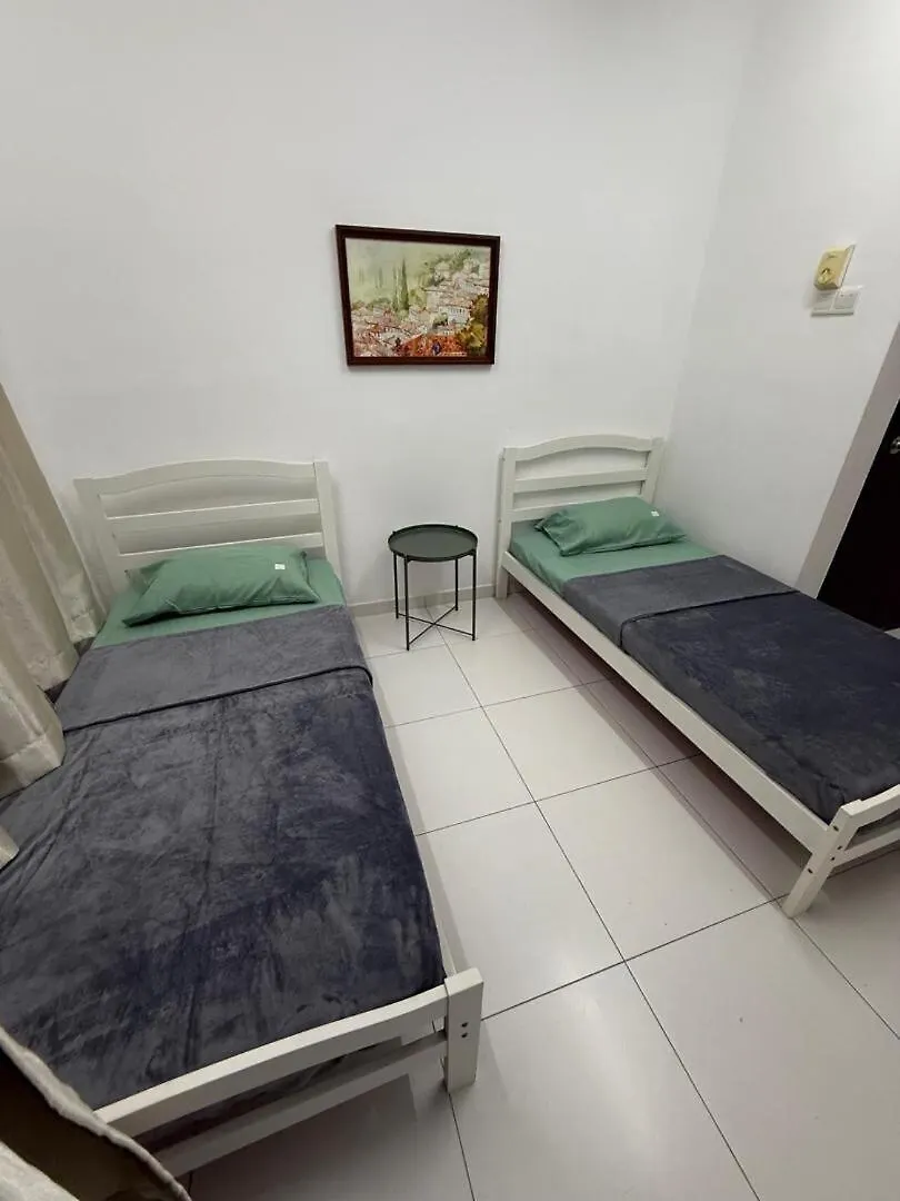 Walid Guesthouse, Cozy Hill View Ayer Keroh